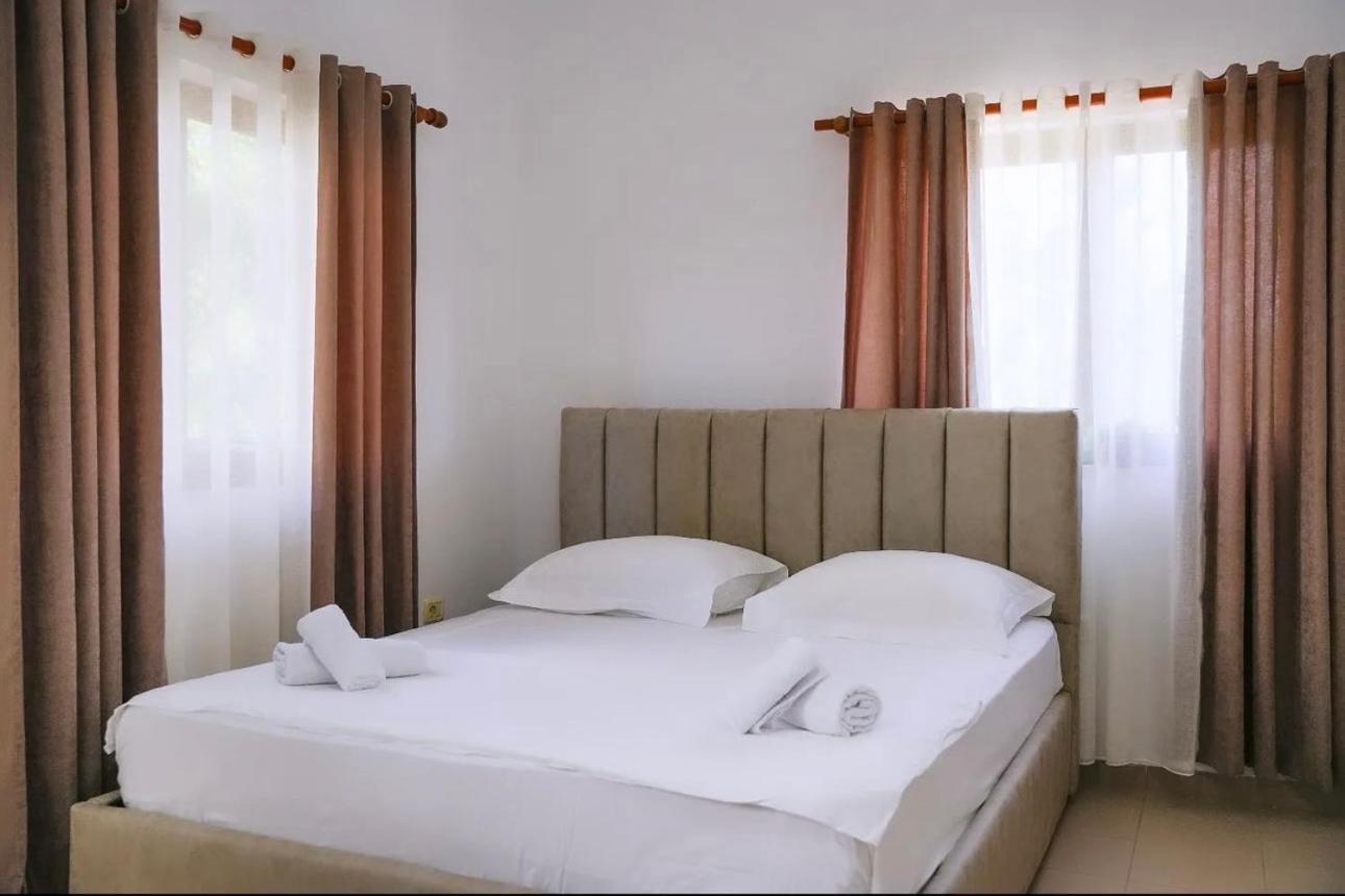 Hotel Kaci Velipoje Ngoại thất bức ảnh